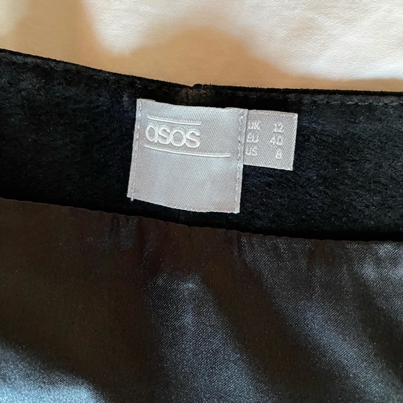 Black ASOS Real Suede Mini Skirt w/ Scalloped Hem - Picture 4 of 5